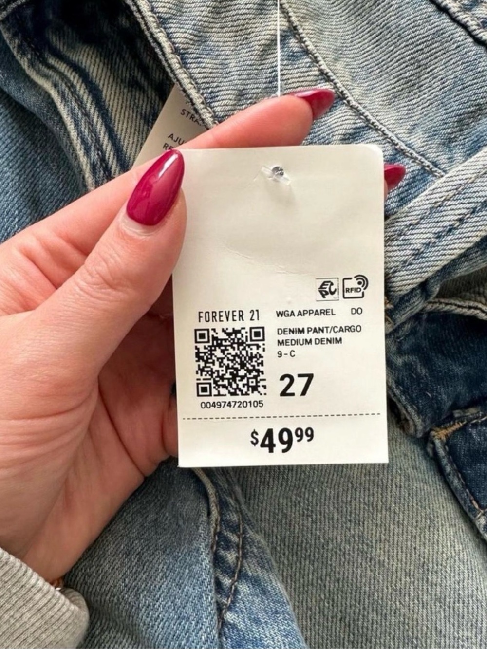 Cargo Jeans - Picture 2 of 5